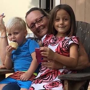 Meet your Posher, Kim